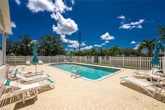 24819 Rio Villa Lakes CIR, Punta Gorda, FL 33950