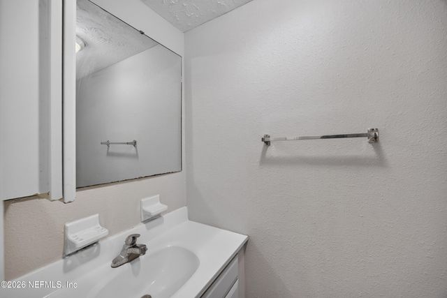 2658 TROLLIE Lane 1, Jacksonville, FL 32211
