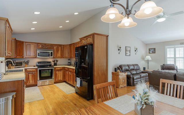 68 Katie Lane, Swanzey, NH 03446