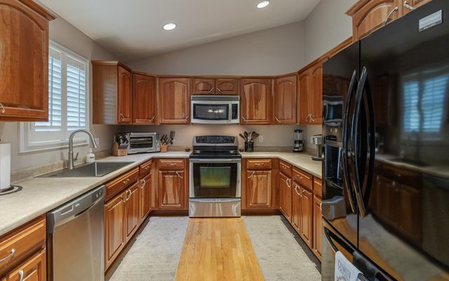 68 Katie Lane, Swanzey, NH 03446