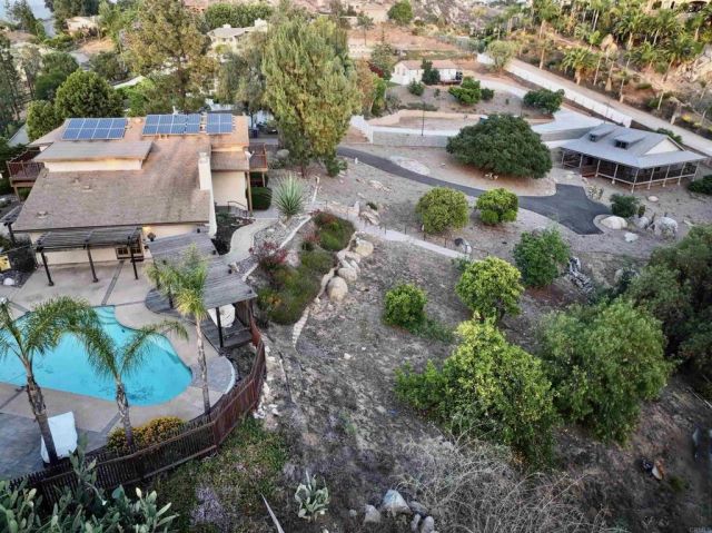 1050 Vista Sierra Drive, El Cajon, CA 92019