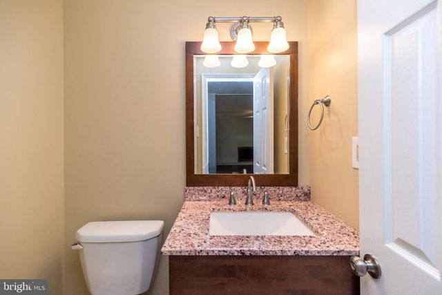 614 W BROOKHAVEN RD, Wallingford, PA 19086