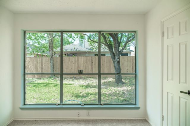16342 Maple Downs Ln, Sugar Land, TX 77498