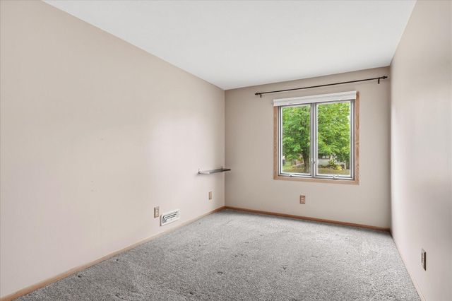 7160 Imperial Avenue S, Cottage Grove, MN 55016