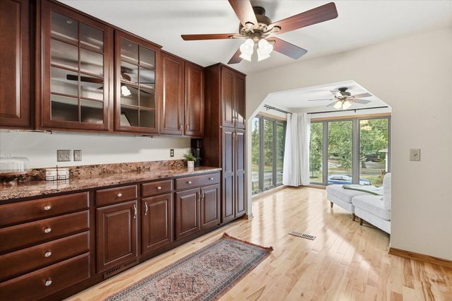 7160 Imperial Avenue S, Cottage Grove, MN 55016
