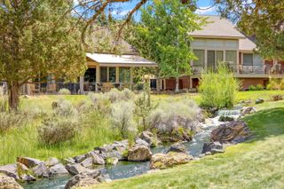 1254 Highland View Loop, Redmond, OR 97756