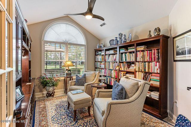 109 Essex Place, Southern Pines, NC 28387