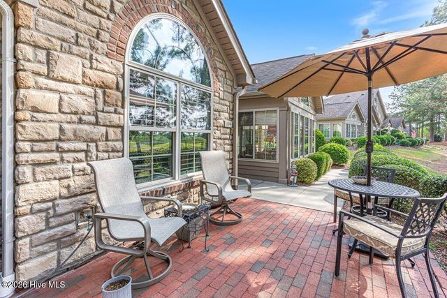109 Essex Place, Southern Pines, NC 28387
