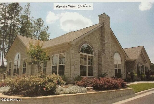 109 Essex Place, Southern Pines, NC 28387