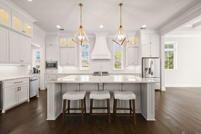 4853 Inniswold Oaks Dr, Baton Rouge, LA 70809