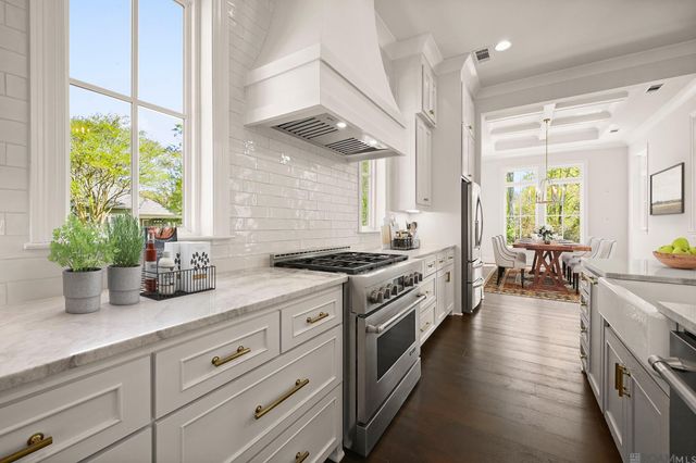 4853 Inniswold Oaks Dr, Baton Rouge, LA 70809