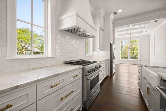 4853 Inniswold Oaks Dr, Baton Rouge, LA 70809