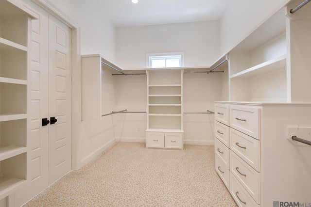 4853 Inniswold Oaks Dr, Baton Rouge, LA 70809