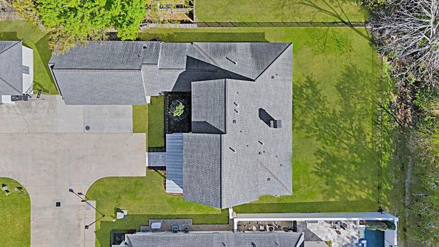 4853 Inniswold Oaks Dr, Baton Rouge, LA 70809