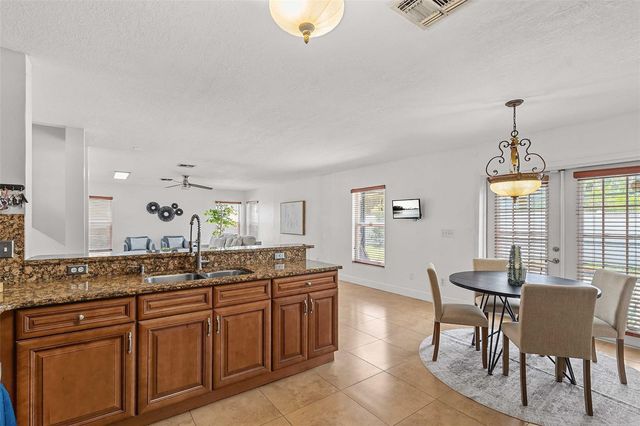 1424 AGUACATE COURT, Orlando, FL 32837
