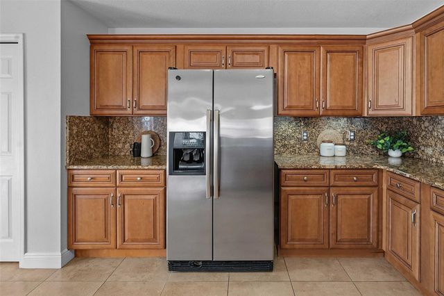 1424 AGUACATE COURT, Orlando, FL 32837