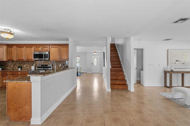 1424 AGUACATE COURT, Orlando, FL 32837