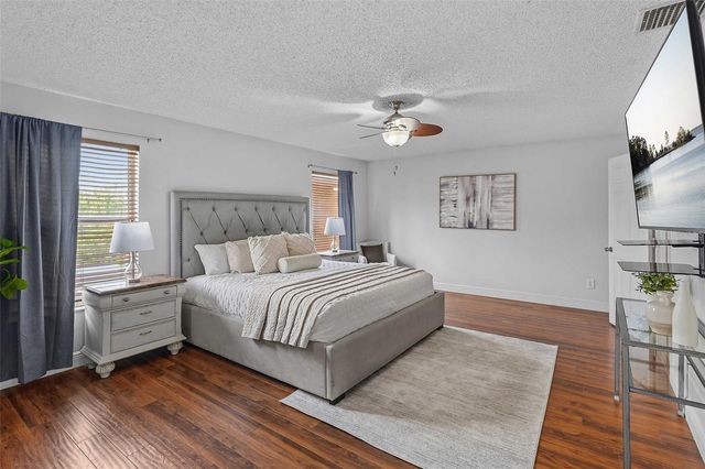 1424 AGUACATE COURT, Orlando, FL 32837