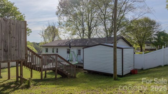 19 Claridge Court, Newton, NC 28658