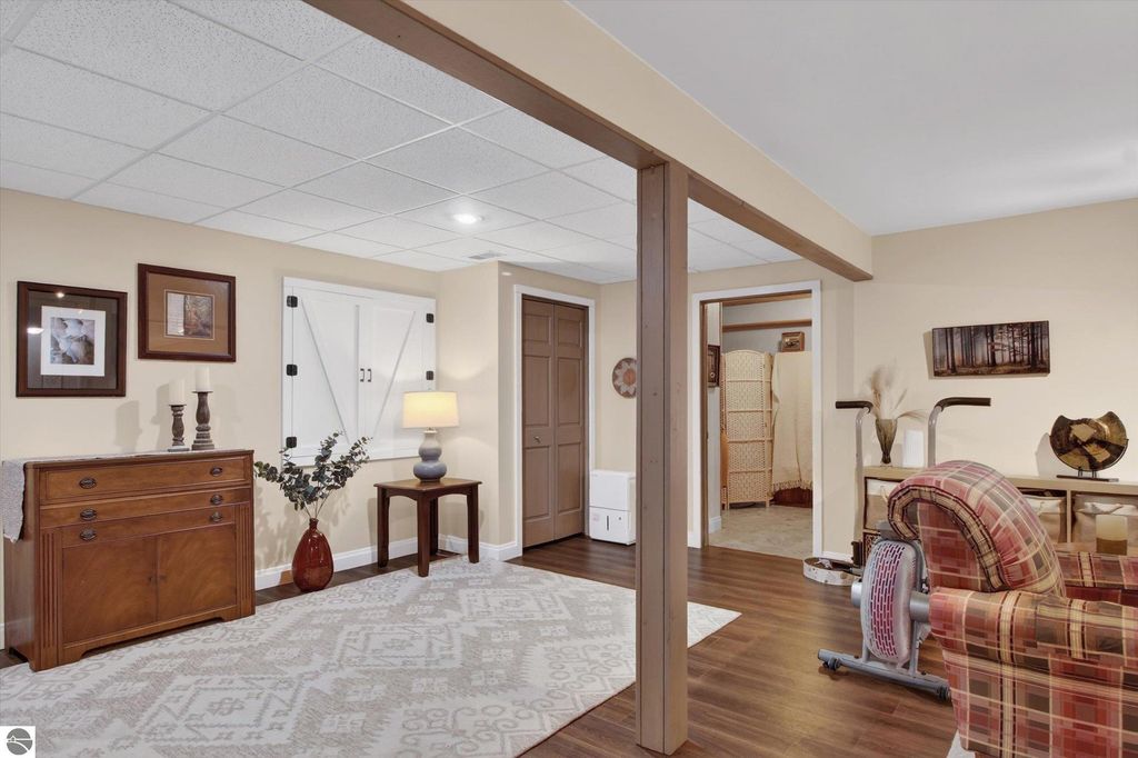 Image 35 of property listing at 104 N Andrea Lane, St Louis, MI 48880