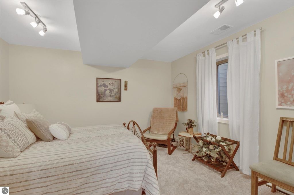 Image 45 of property listing at 104 N Andrea Lane, St Louis, MI 48880