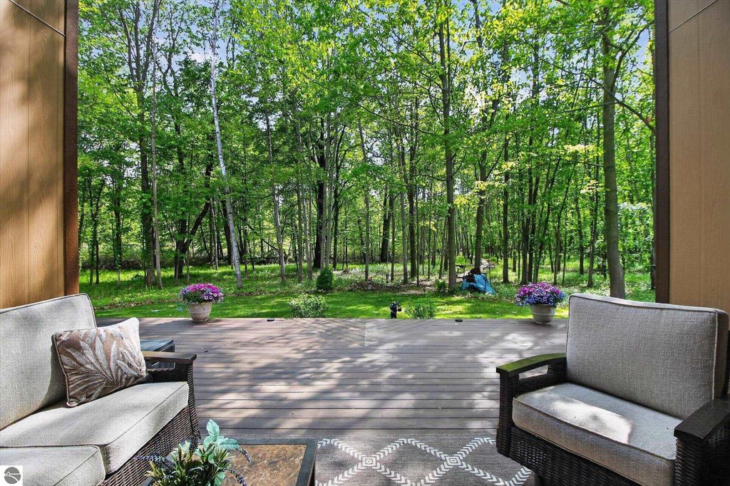 Image 57 of property listing at 104 N Andrea Lane, St Louis, MI 48880