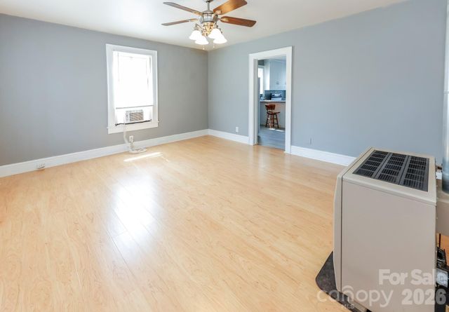 114 S Mitchell Street, Rutherfordton, NC 28139