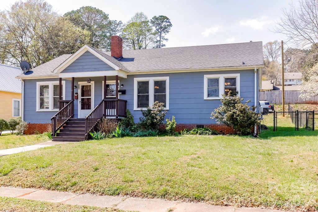 114 S Mitchell Street, Rutherfordton, NC 28139