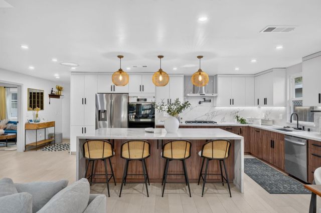 5281 Forest Creek Court, San Jose, CA 95129