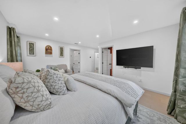 5281 Forest Creek Court, San Jose, CA 95129