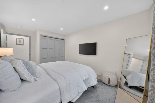 5281 Forest Creek Court, San Jose, CA 95129