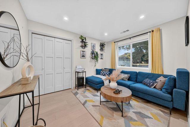 5281 Forest Creek Court, San Jose, CA 95129