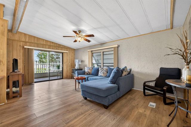 7880 54TH AVENUE N 38, St Petersburg, FL 33709