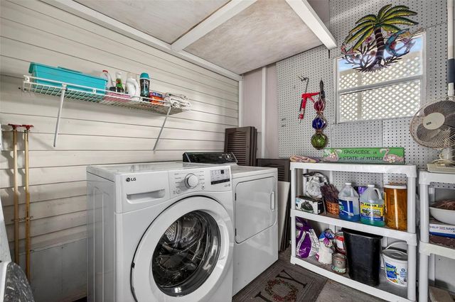 7880 54TH AVENUE N 38, St Petersburg, FL 33709