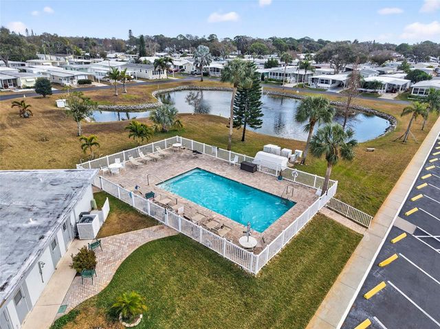 7880 54TH AVENUE N 38, St Petersburg, FL 33709