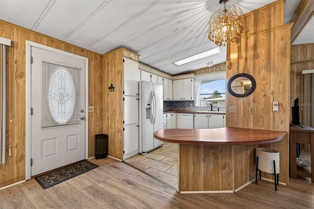 7880 54TH AVENUE N 38, St Petersburg, FL 33709