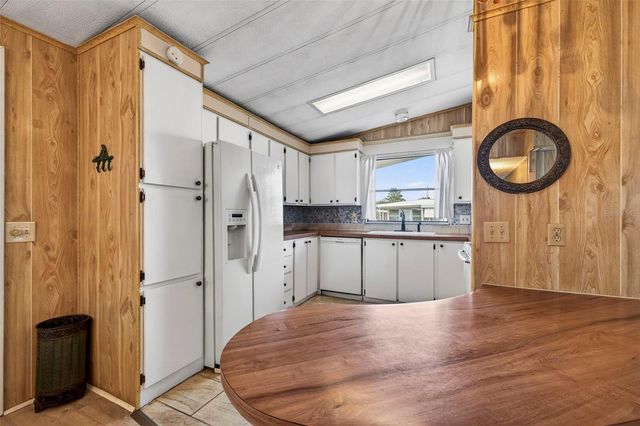 7880 54TH AVENUE N 38, St Petersburg, FL 33709