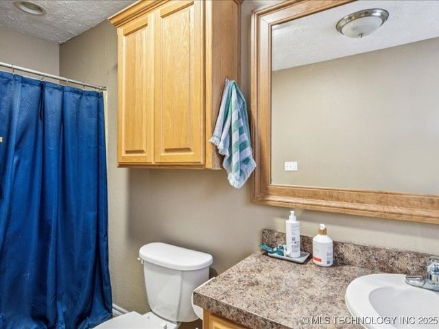 751 Christmas Lane, Claremore, OK 74017