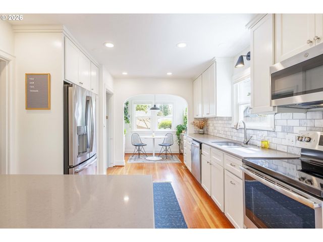 6128 N DENVER Ave, Portland, OR 97217