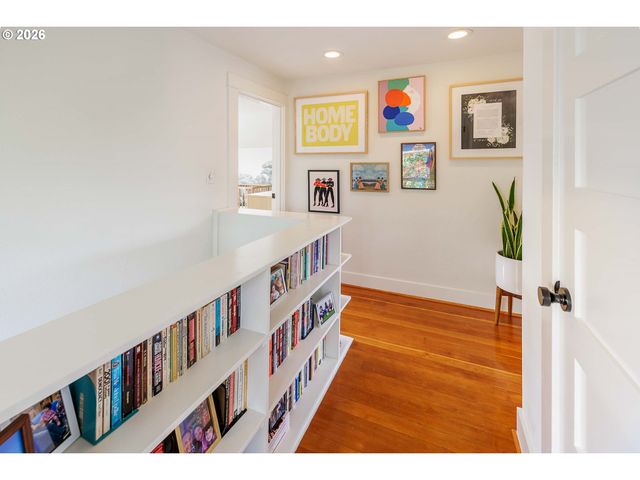 6128 N DENVER Ave, Portland, OR 97217