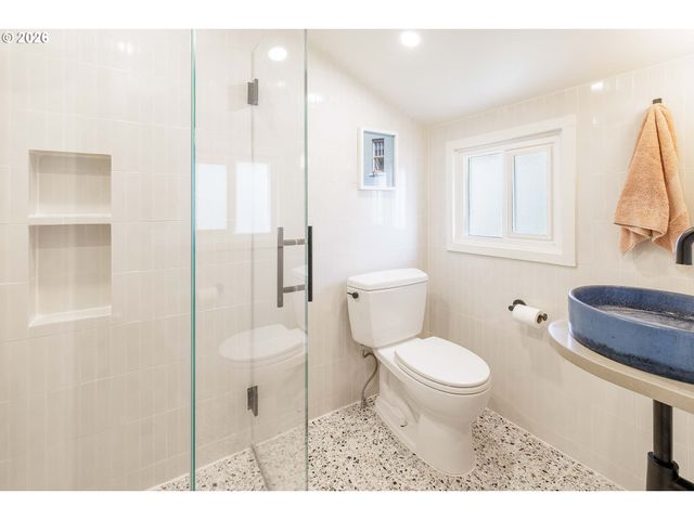 6128 N DENVER Ave, Portland, OR 97217
