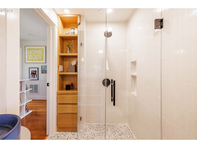6128 N DENVER Ave, Portland, OR 97217
