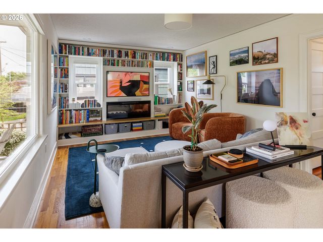 6128 N DENVER Ave, Portland, OR 97217