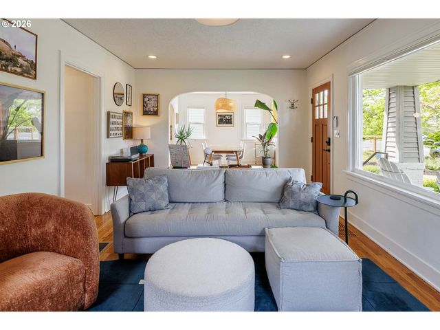 6128 N DENVER Ave, Portland, OR 97217