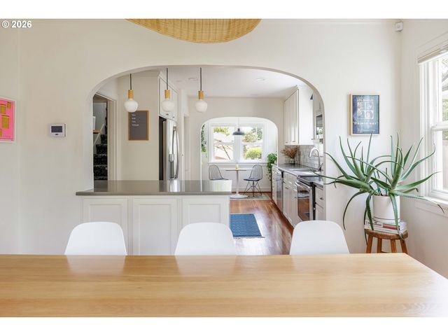 6128 N DENVER Ave, Portland, OR 97217