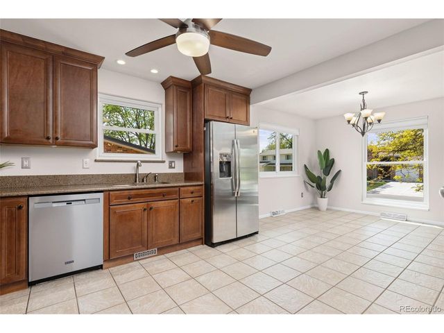 1292 Cedar St, Broomfield, CO 80020