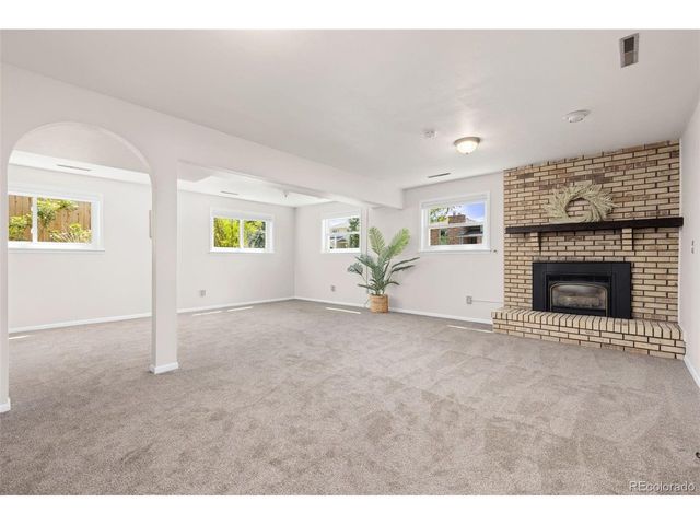 1292 Cedar St, Broomfield, CO 80020