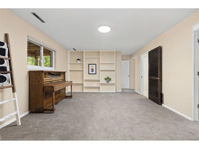 1292 Cedar St, Broomfield, CO 80020