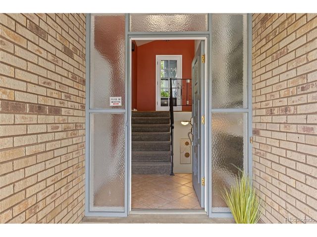 1292 Cedar St, Broomfield, CO 80020