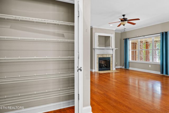 4242 Rare Earth Drive, Knoxville, TN 37938